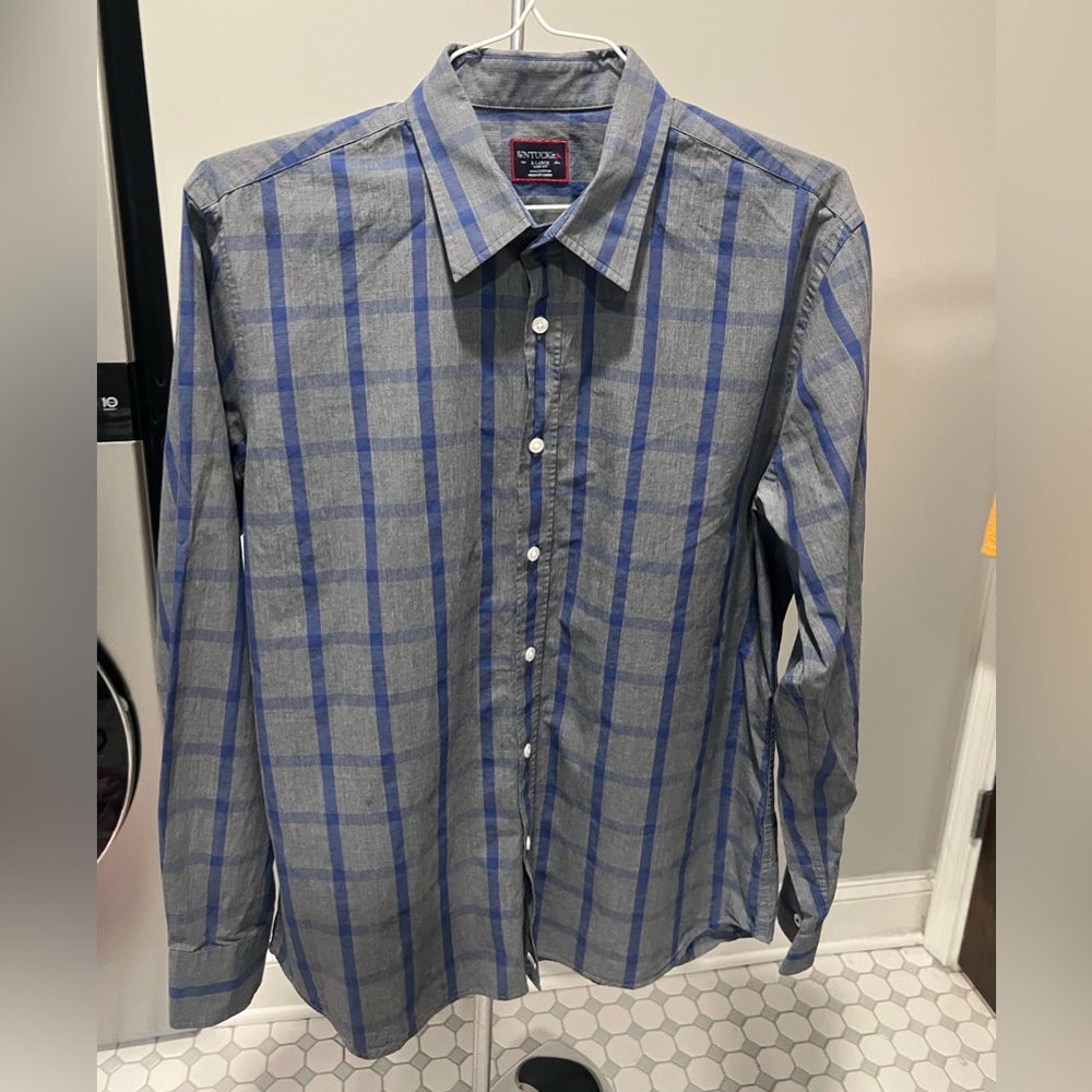 UNTUCKit men’s button down